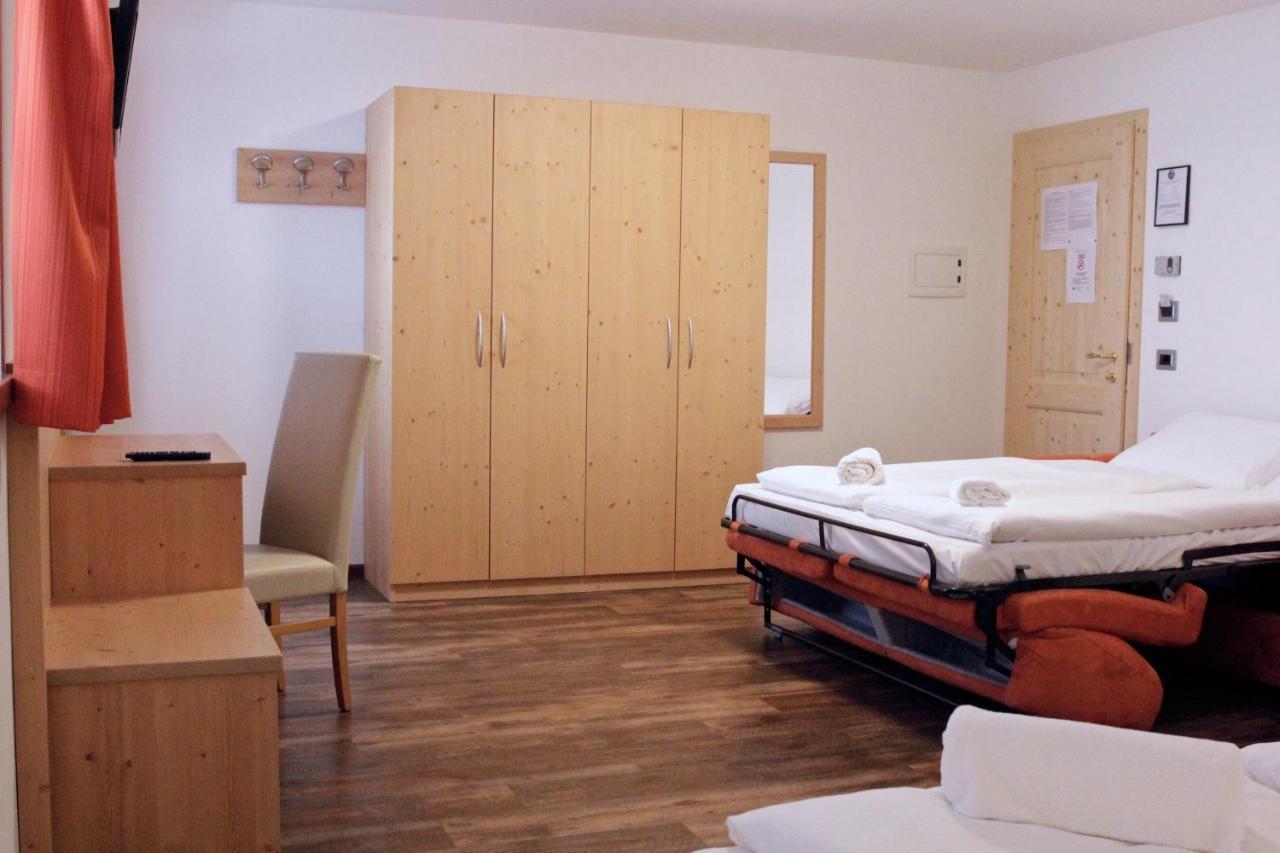 טזרו Ski Lodge Pampeago מראה חיצוני תמונה