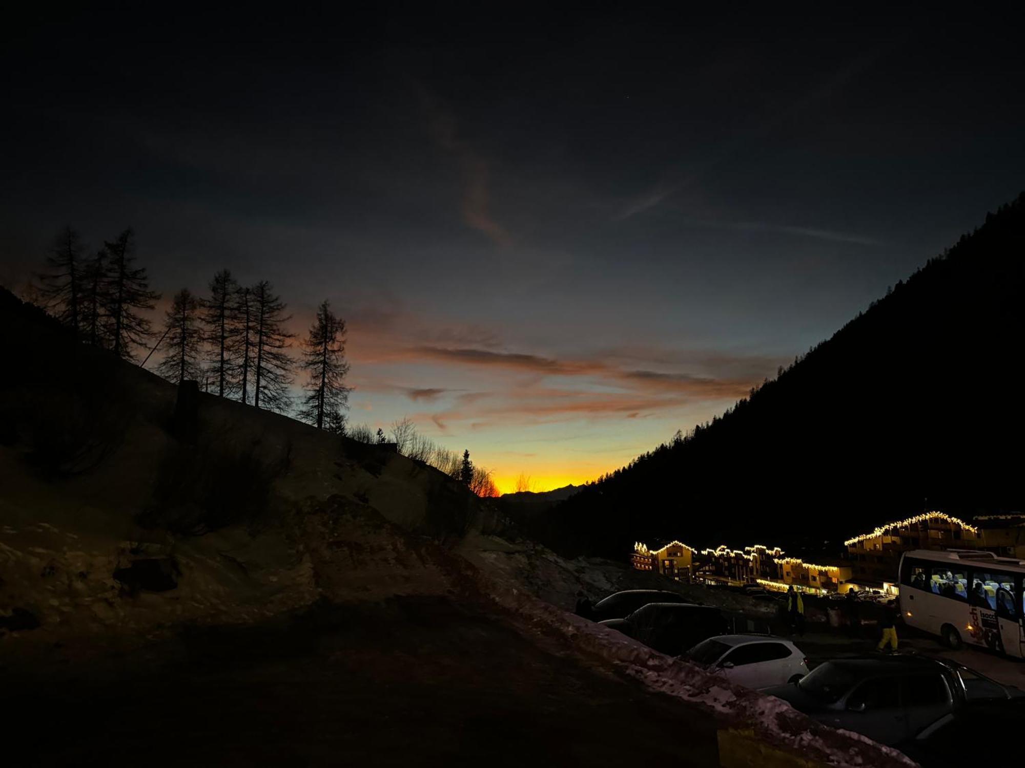 טזרו Ski Lodge Pampeago מראה חיצוני תמונה