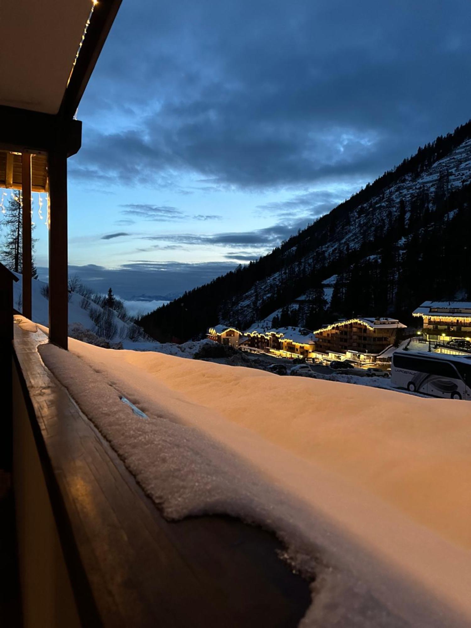 טזרו Ski Lodge Pampeago מראה חיצוני תמונה