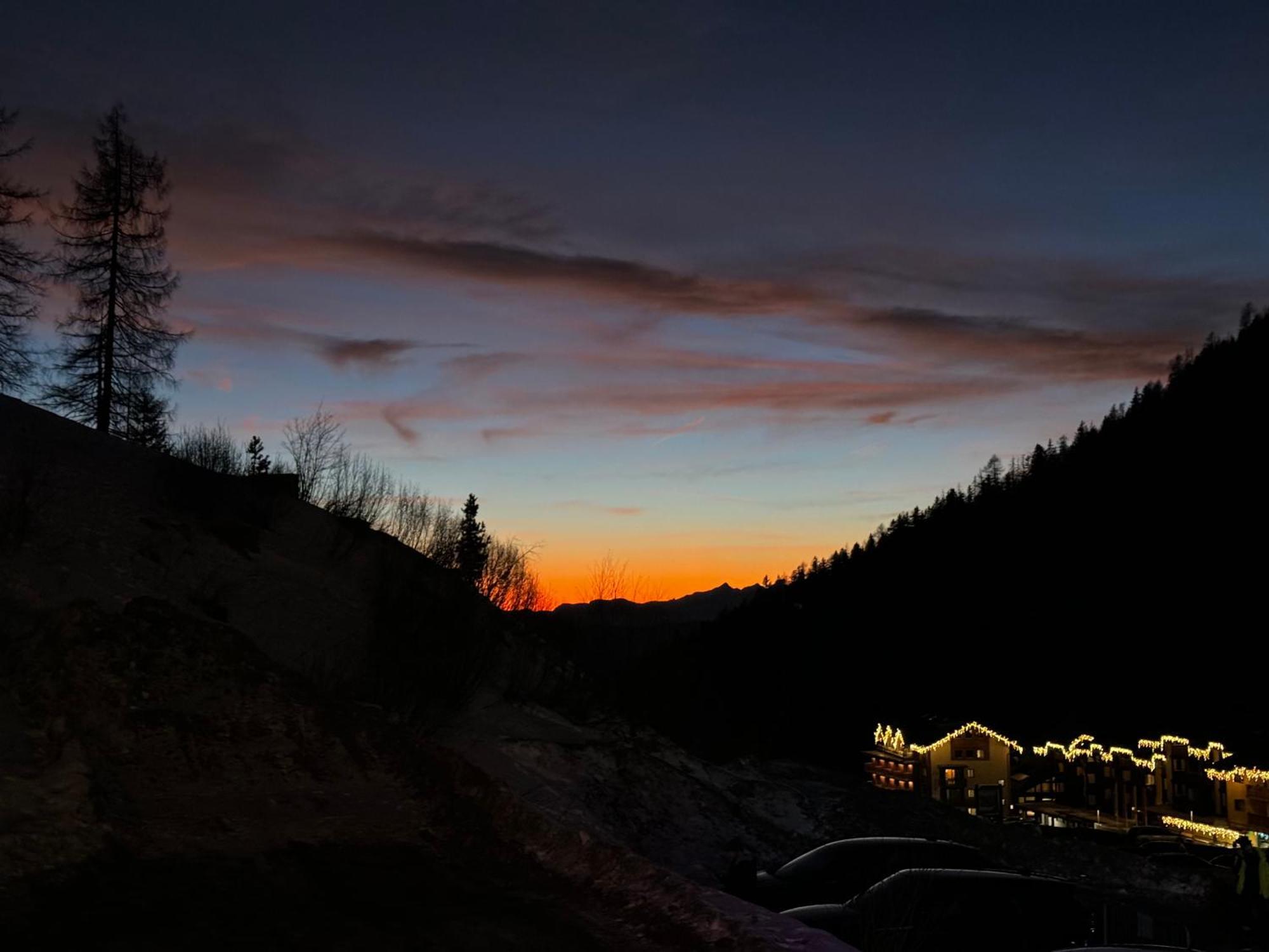 טזרו Ski Lodge Pampeago מראה חיצוני תמונה